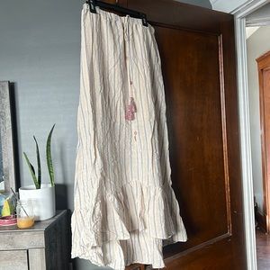 Maxi skirt